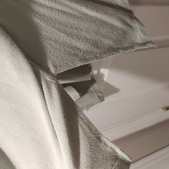 Sage color hoodie with side slits by Andree by unit. - Picture 3 of 5